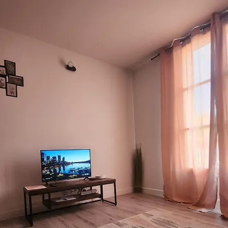 Apartment Le Rose De La Gare Paris